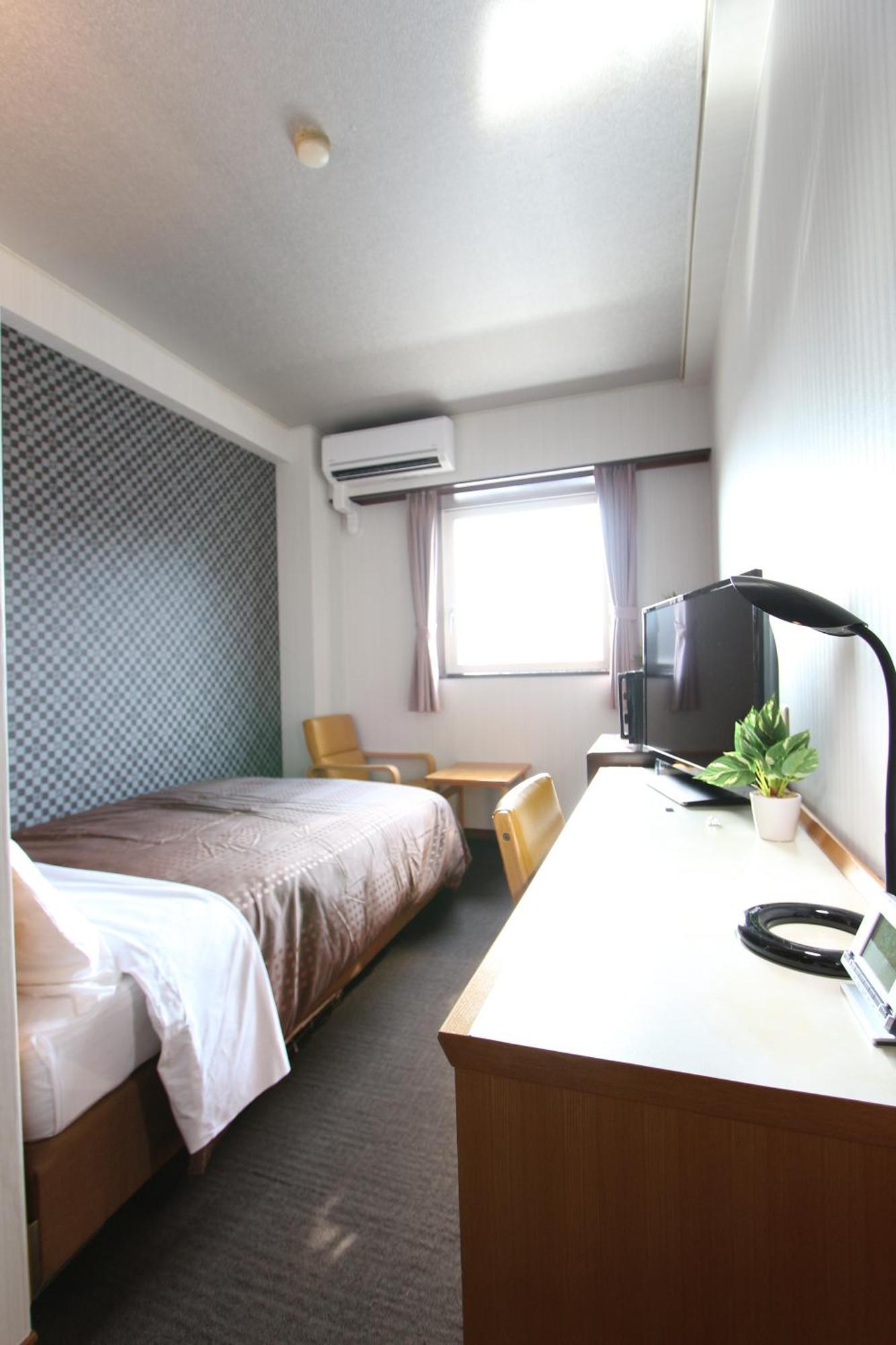 Hotel Livemax Budget Utsunomiya Exterior photo